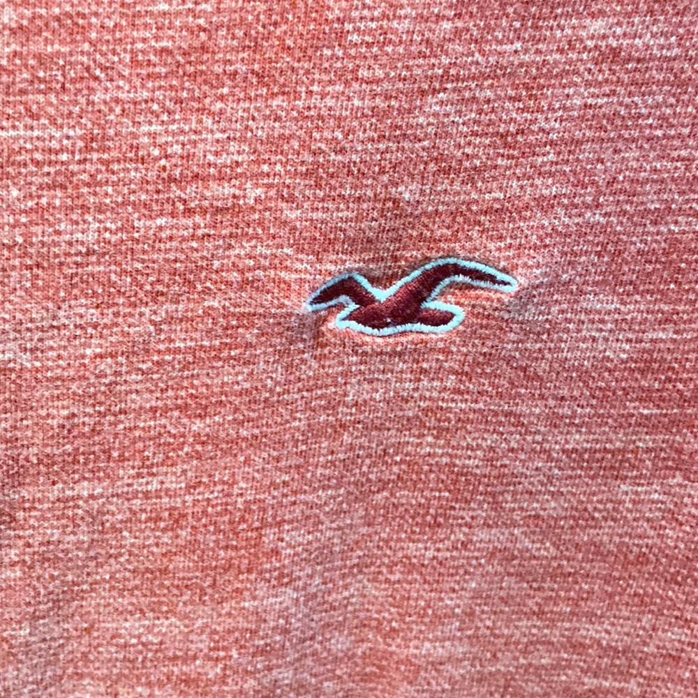 Hollister men’s size Large red shirt